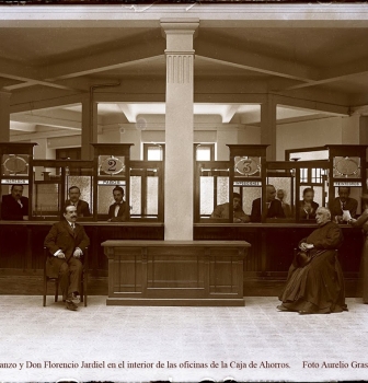 AURELIO GRASA EN EL PATIO DE LA INFANTA, IBERCAJA, ZARAGOZA.