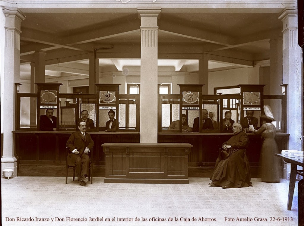 AURELIO GRASA EN EL PATIO DE LA INFANTA, IBERCAJA, ZARAGOZA.